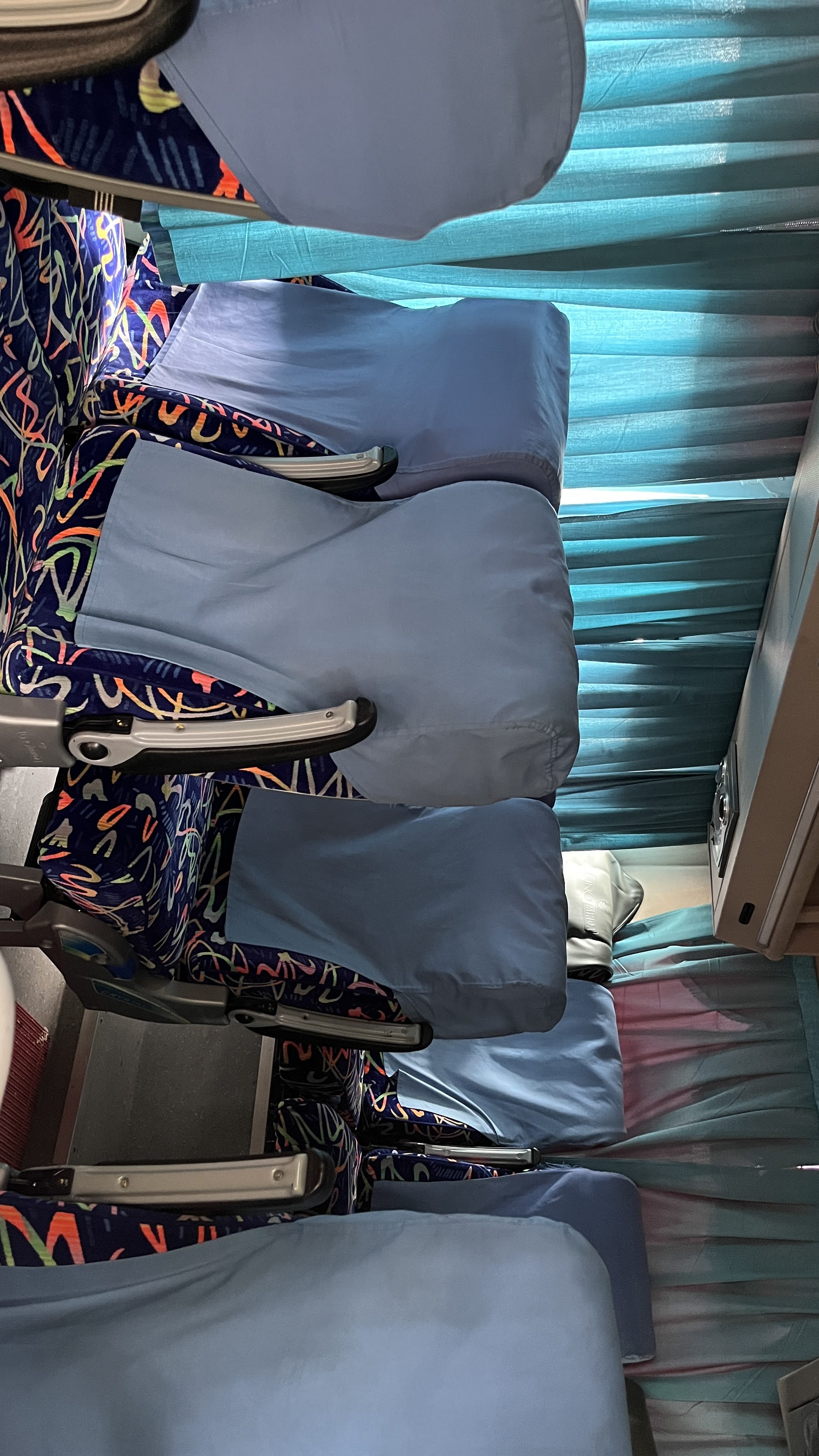 Vehicle Image 7-2