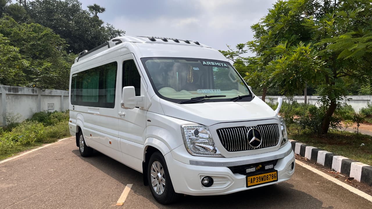 Vehicle Image 15